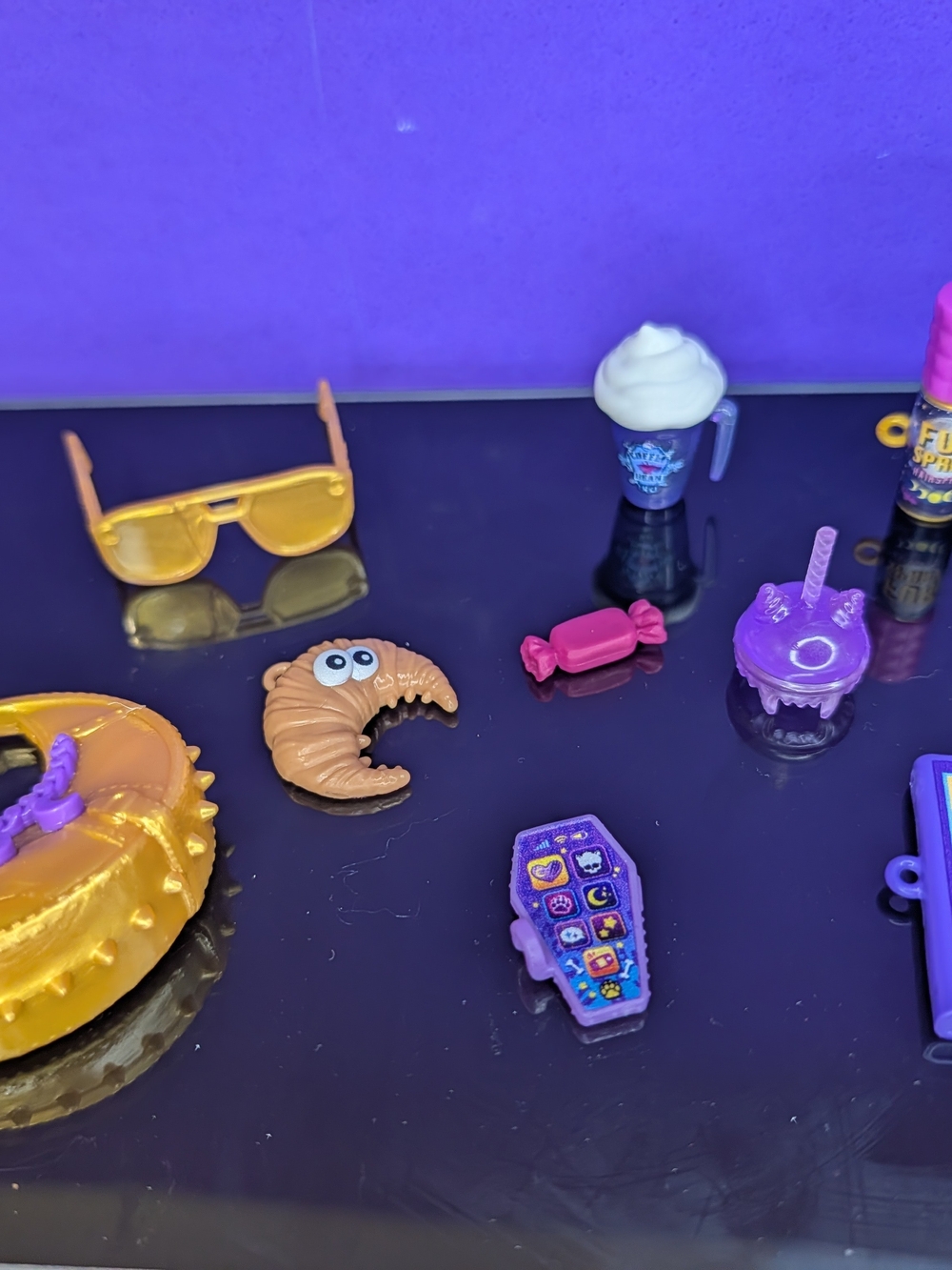 Monster High G3 Clawdeen Wolf Core Accessories & Crescent Pet Lot Replacement